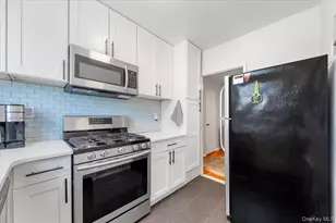 101 N Broadway, White Plains, NY 10603 - Photo 4