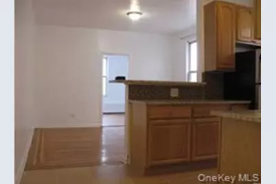 21-07 38th Street #1R, Astoria, NY 11105 - Photo 4