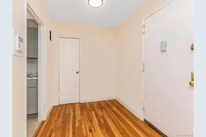6485 Broadway #5B, Bronx, NY 10471 - Photo 4