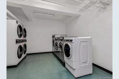 6485 Broadway #5B, Bronx, NY 10471 - Photo 10