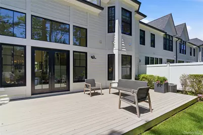 102 Three Ponds Lane E, Woodbury, NY 11797 - Photo 26