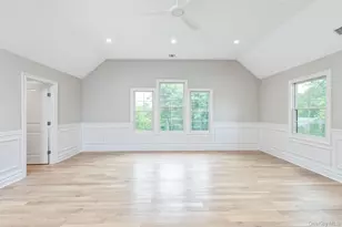 223 Town Line Rd, Commack, NY 11725 - Photo 26