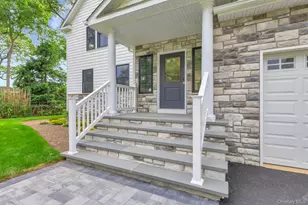 223 Town Line Rd, Commack, NY 11725 - Photo 4