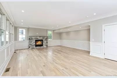 223 Townline Road, Commack, NY 11725 - Photo 14