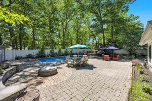 14 Russet Ln, Lake Grove, NY 11755 - Photo 8
