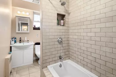 2562 Seymour Avenue, Bronx, NY 10469 - Photo 10