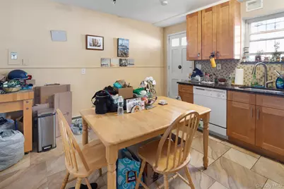 2562 Seymour Avenue, Bronx, NY 10469 - Photo 12