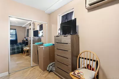 2562 Seymour Avenue, Bronx, NY 10469 - Photo 6