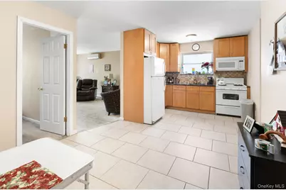2562 Seymour Avenue, Bronx, NY 10469 - Photo 30