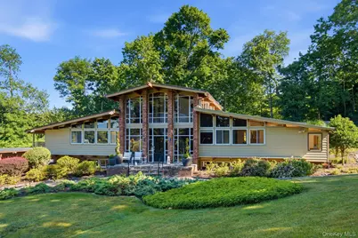 2 Fiddlers Green Drive, Lloyd Harbor, NY 11743 - Photo 2
