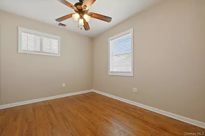 12 Annuskemunnica Road, Babylon, NY 11702 - Photo 12