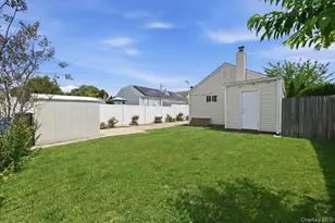 12 Annuskemunnica Rd, Babylon, NY 11702 - Photo 22