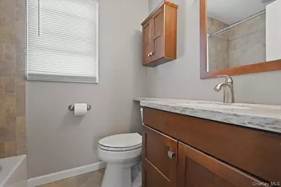 12 Annuskemunnica Road, Babylon, NY 11702 - Photo 14
