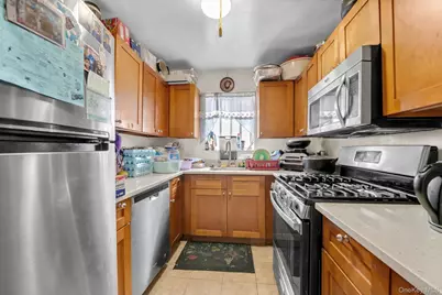 93-12 89th Avenue, Woodhaven, NY 11421 - Photo 6