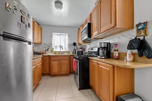 93-12 89th Ave, Woodhaven, NY 11421 - Photo 14