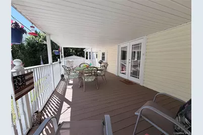 658 Sound Avenue #E-10, Calverton, NY 11933 - Photo 4