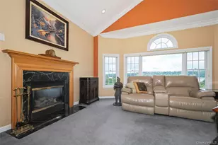 241 Old Castle Point Rd, Wappingers Falls, NY 12590 - Photo 14