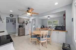 38 Pamlico Ave, Ronkonkoma, NY 11779 - Photo 10