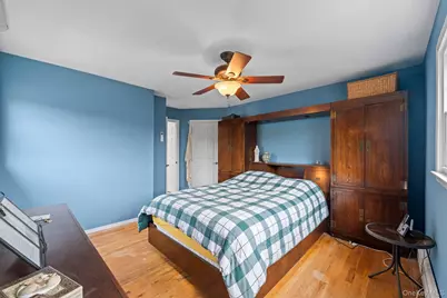 38 Pamlico Avenue, Ronkonkoma, NY 11779 - Photo 14