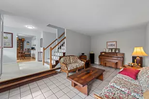 38 Pamlico Ave, Ronkonkoma, NY 11779 - Photo 4