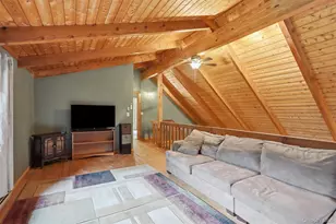 691 Peenpack Trail, Sparrow Bush, NY 12780 - Photo 28