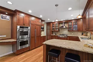 2 Rochambeau Dr, Hartsdale, NY 10530 - Photo 12