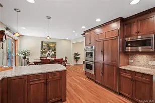 2 Rochambeau Dr, Hartsdale, NY 10530 - Photo 16
