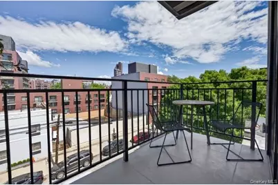 31-65 14th Street #3F, Astoria, NY 11106 - Photo 8
