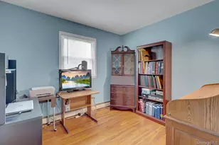 115 N Evergreen Dr, Selden, NY 11784 - Photo 20