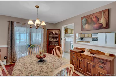 115 North Evergreen Drive, Selden, NY 11784 - Photo 10