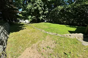23 Chadwick Rd, White Plains, NY 10604 - Photo 24