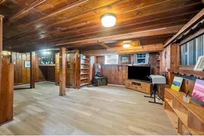65 Bixley Heath, Lynbrook, NY 11563 - Photo 26