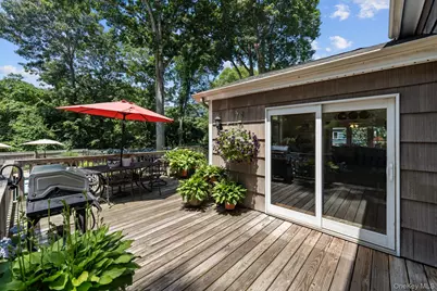 8 Washington Avenue, East Setauket, NY 11733 - Photo 34
