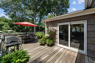8 Washington Ave, East Setauket, NY 11733 - Photo 34