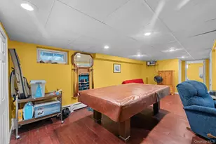 8 Washington Ave, East Setauket, NY 11733 - Photo 32