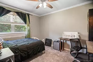 131 Jamaica Ave, Medford, NY 11763 - Photo 26