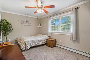 131 Jamaica Ave, Medford, NY 11763 - Photo 24