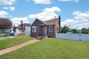 86 Remsen Ave, Hempstead, NY 11550 - Photo 2