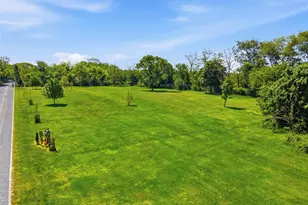 704 Hubbard Ave, Aquebogue, NY 11901 - Photo 14
