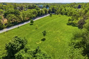 704 Hubbard Ave, Aquebogue, NY 11901 - Photo 6