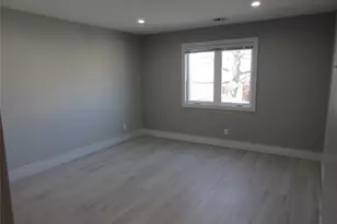 89 Kenneth Pl, New Hyde Park, NY 11040 - Photo 14