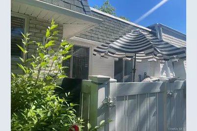 693 Blue Ridge, Patchogue, NY 11763 - Photo 6
