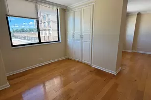 27110 Grand Central Pkwy, Floral Park, NY 11005 - Photo 10