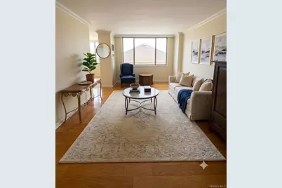 27110 Grand Central Parkway #1U, Floral Park, NY 11005 - Photo 6