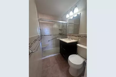 27110 Grand Central Parkway #1U, Floral Park, NY 11005 - Photo 8