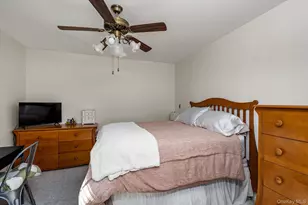 672 Windmill Ave, West Babylon, NY 11704 - Photo 24