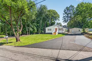 14 Forest Glen Rd, Valley Cottage, NY 10989 - Photo 4