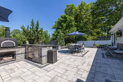 27 Winslow Lane, Smithtown, NY 11787 - Photo 34
