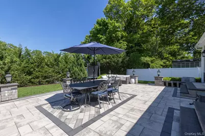 27 Winslow Lane, Smithtown, NY 11787 - Photo 36
