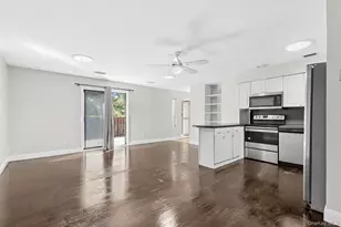 364 Woodland Ct, Coram, NY 11727 - Photo 6